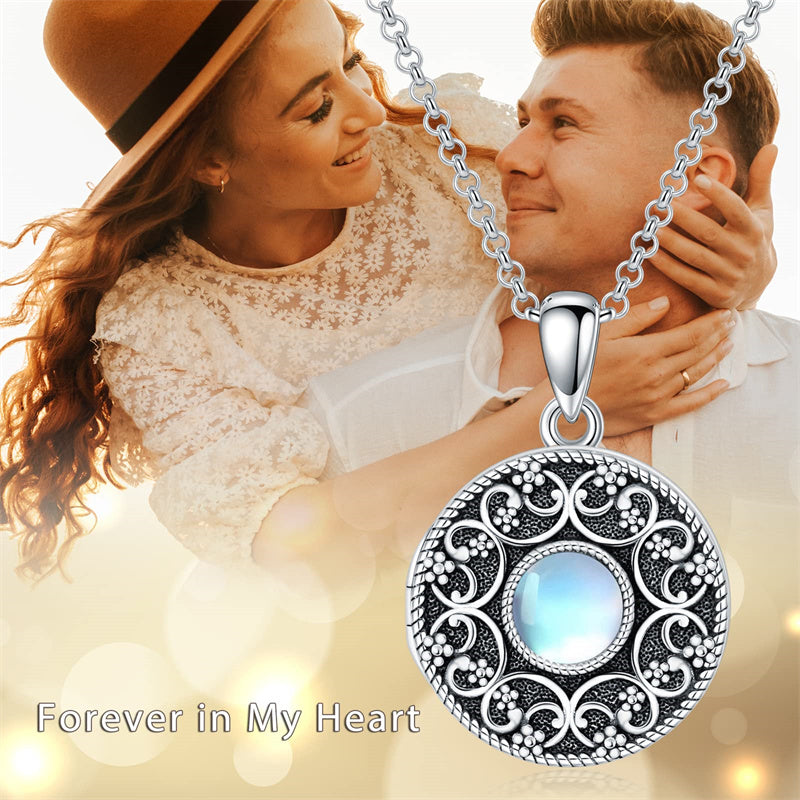 Sterling Silver Personalized Photo &Engraved Round Photo Necklace