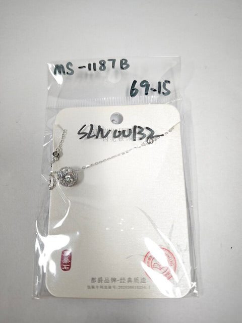 925 Sterling Silver Elegant Solitaire Moissanite Necklace With Halo Accent