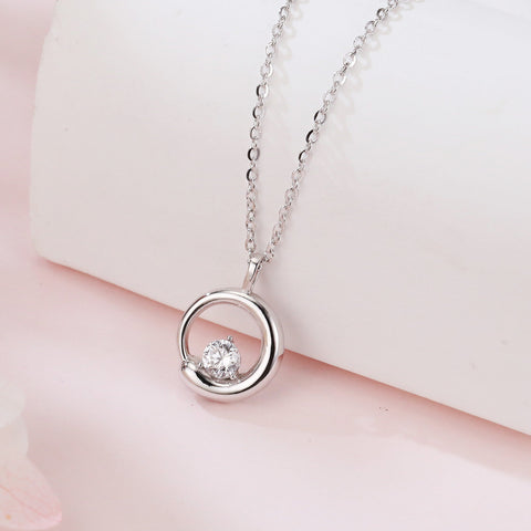 925 Sterling Silver Elegant Solitaire Zircon Circular Pendant Necklace