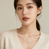 925 Sterling Silver Elegant Moissanite  Pendant Necklace With Twisted Teardrop Frame And Chain