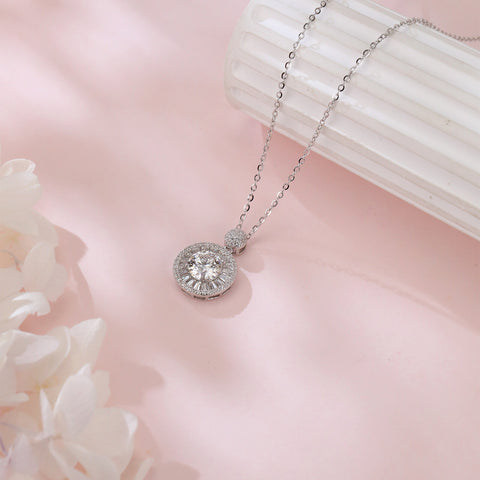 925 Sterling Silver Elegant Moissanite Halo Pendant Necklace With Sparkling Accents