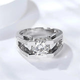 9K Gold 10K Gold 14K Gold 18K Gold Round Shaped 1.0 CT Moissanite Engagement Ring for Men