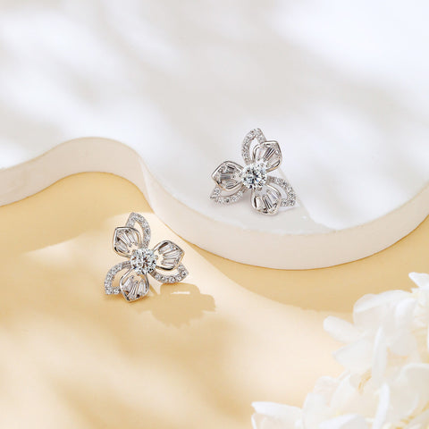925 Sterling Silver Elegant Four-leaf Clover Moissanite Earrings