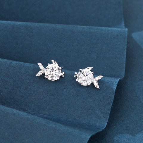 925 Sterling Silver Zircon Fish Stud Earrings With Central Round Cut Zircons