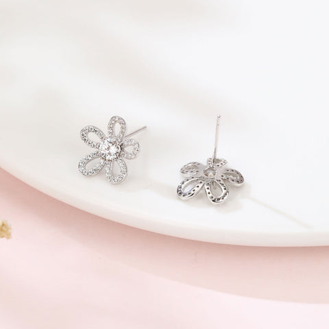 925 Sterling Silver Elegant Moissanite Flower Stud Earrings | Sparkling Silver Jewelry