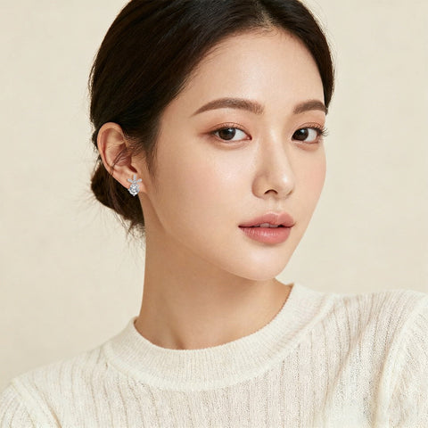 925 Sterling Silver Elegant Moissanite-studded Floral Stud Earrings In Silver Setting