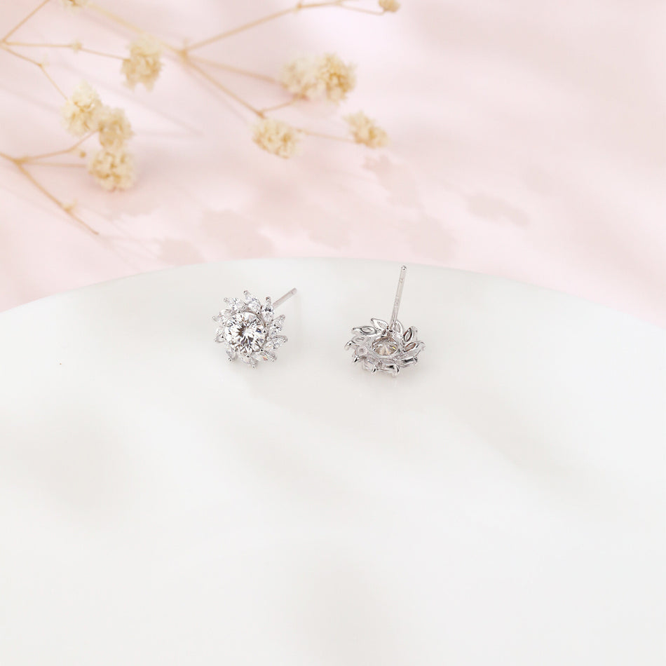 925 Sterling Silver Elegant Floral Moissanite Earrings With Radiant Center Stone