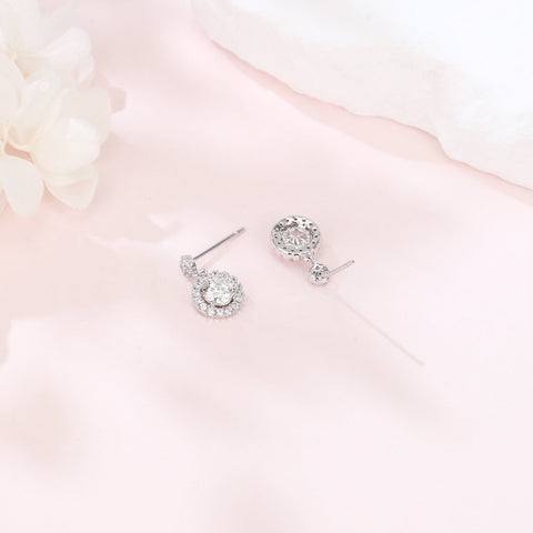 925 Sterling Silver Elegant Moissanite Halo Earrings Radiating Sophistication