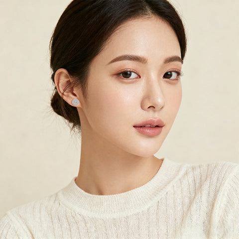 925 Sterling Silver Elegant Moissanite-studded Silver Stud Earrings: Timeless Beauty For Everyday Luxury