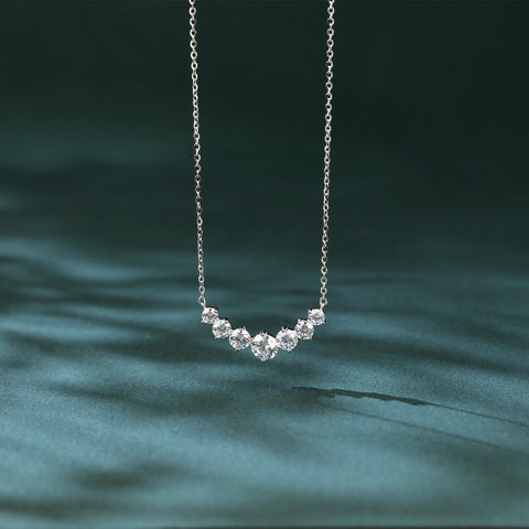 925 Sterling Silver Elegant Zircon Necklace With Classic Curved Design