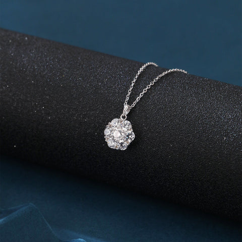 925 Sterling Silver Elegant Moissanite Cluster Pendant Necklace