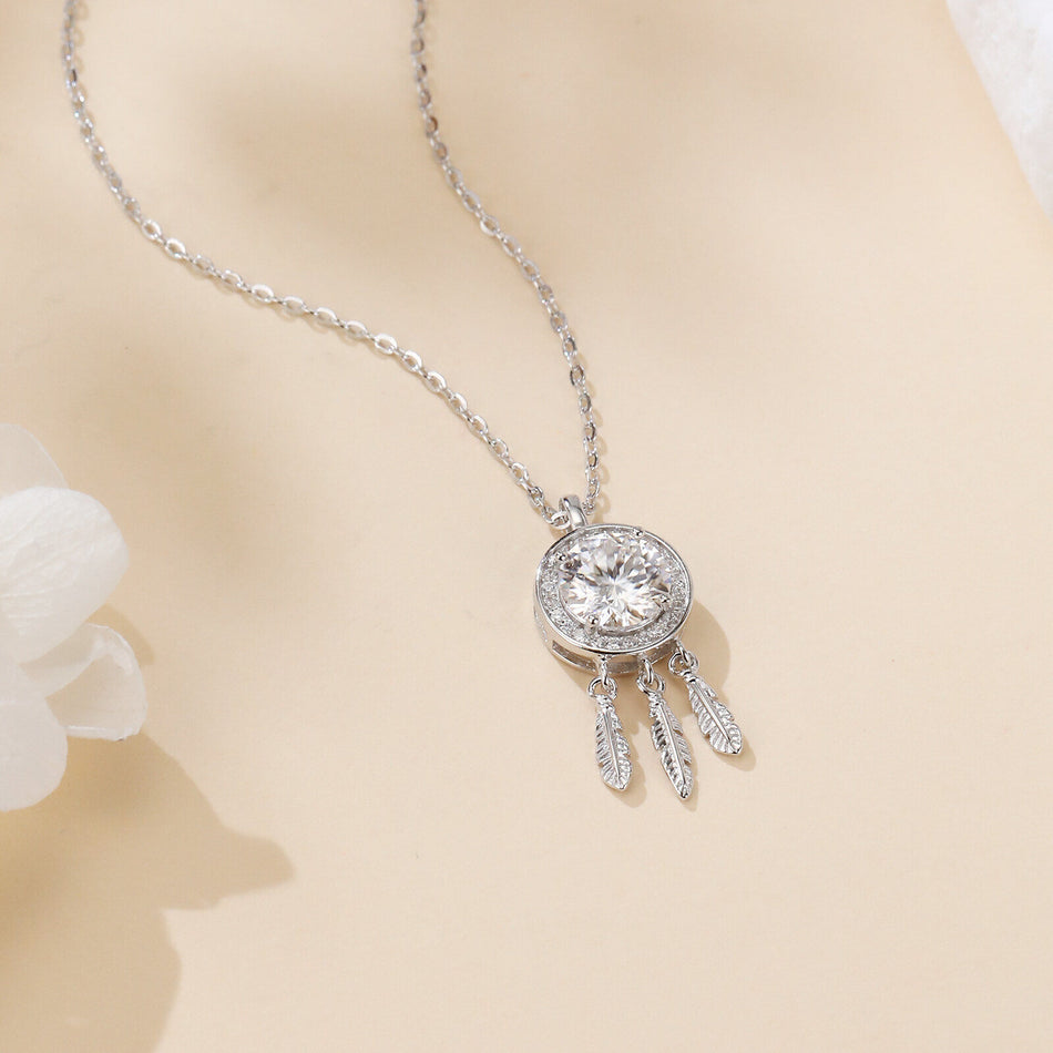925 Sterling Silver Elegant Moissanite Feather Charm Necklace In Sterling Silver