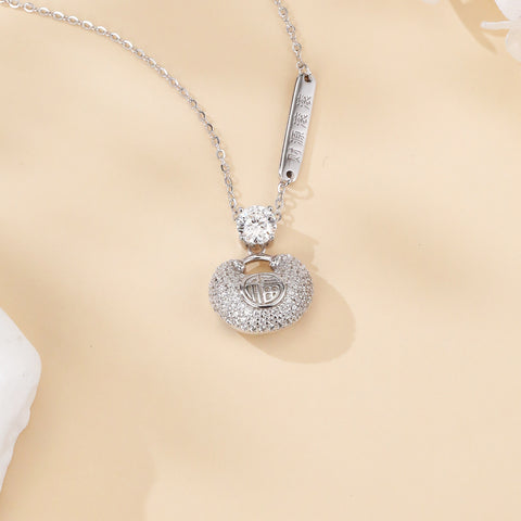 925 Sterling Silver Elegant Moissanite-encrusted Silver Pendant Necklace With Traditional Motif