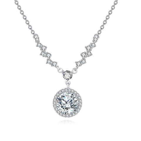 925 Sterling Silver Elegant Zircon Halo Necklace: Timeless Luxury With Sparkling Accents