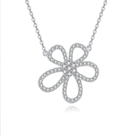 925 Sterling Silver Elegant Zircon Four-leaf Clover Pendant Necklace In Sterling Silver