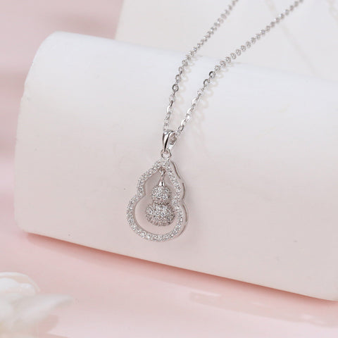925 Sterling Silver Elegant Zircon-encrusted Gourd Pendant Necklace With Delicate Chain