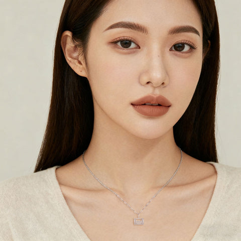 925 Sterling Silver Elegant Rectangular Zircon Encrusted Pendant Necklace With Silver Chain