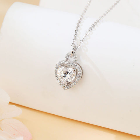 925 Sterling Silver Elegant Heart-shaped Moissanite Pendant Necklace With Sparkling Accents