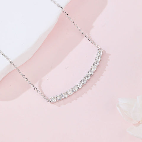 925 Sterling Silver Elegant Moissanite Curved Bar Necklace In Sterling Silver