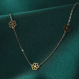 Unique 14k Gold Daisy Necklace for Women Floral Charm with a Touch of Luxury