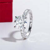 14K Gold Round Cut Moissanite Wedding Anniversary Ring