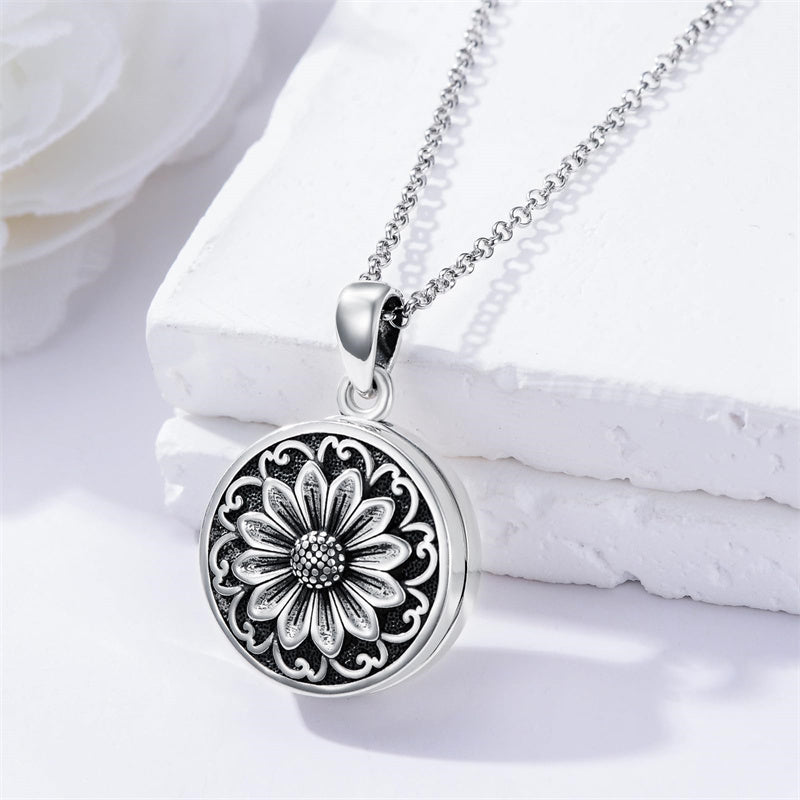 Sterling Silver Personalized Photo &Engraved Round Photo Necklace