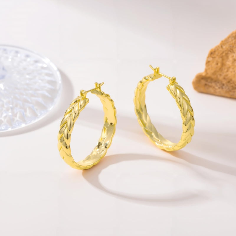 14K Gold Plated  Lightweight Hoop Earring for Women