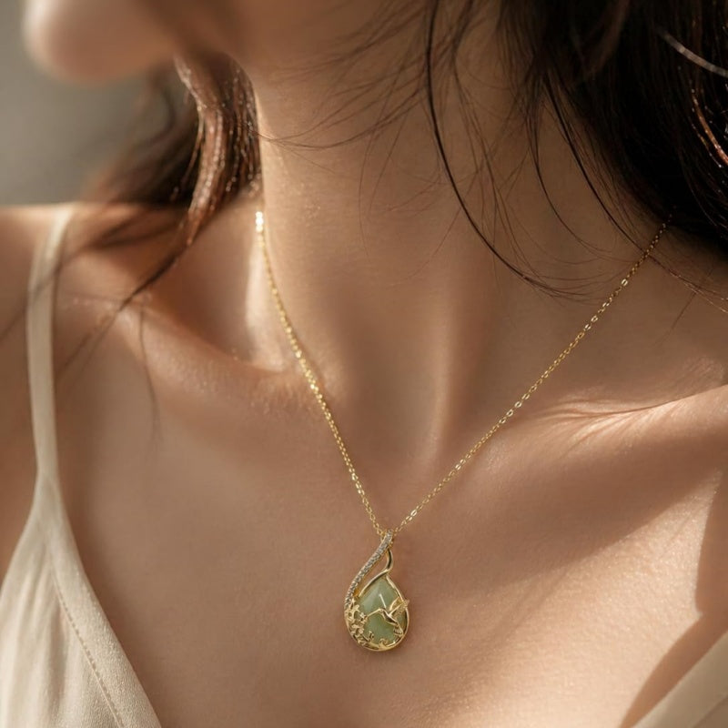 14K Gold Plated Jade Hummingbird Butterfly Dragonfly Turtle Animal Pendant Necklace