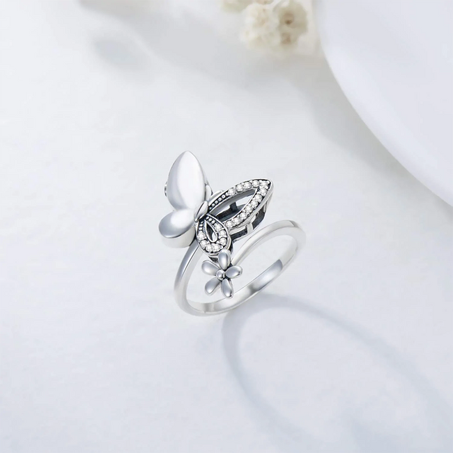 Butterfly Cremation Ring for Ashes 925 Sterling Silver Urn Open Ring Jewelry Keepsake Memorial Pendant Always in My Heart Locket for Women Mom